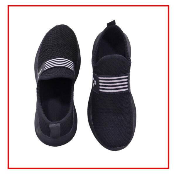 Men Casual Slip-On Shoes – Lightweight, Comfortable & Stylish Everyday Footwear